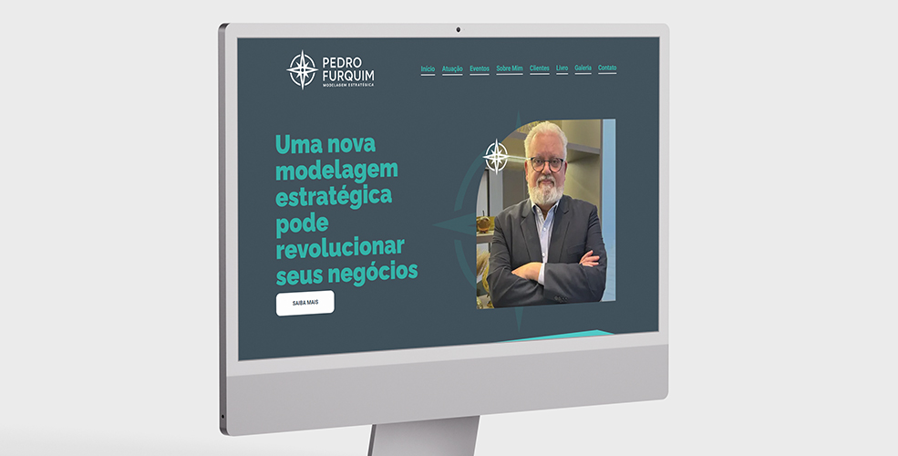 Computador com o site Pedro Furquim